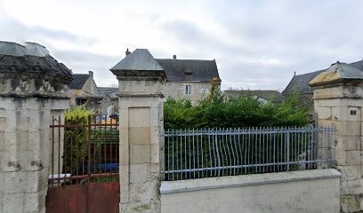 Bliss Sarl, Couvreur à Vernoil-le-Fourrier