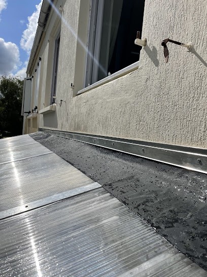 MH Couverture Services D'urgence Sautron-Orvault-Saint-Herblain, Couvreur à Orvault