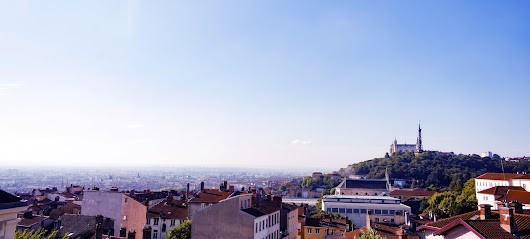 Garcy Marc Couverture, Couvreur à Vienne