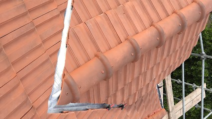 Les Compagnons De La Toiture, Couvreur à Venette