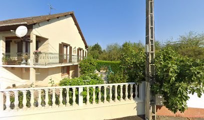 Entreprise Lanoy Nettoyage Démoussage Toiture 91, Couvreur à La Ville-du-Bois
