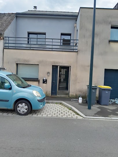 HABITAT SERVICE COUVREUR RAVALEMENT DEMOUSSAGE SAINT JACQUES DE LA LANDE, Couvreur à Saint-Jacques-de-la-Lande