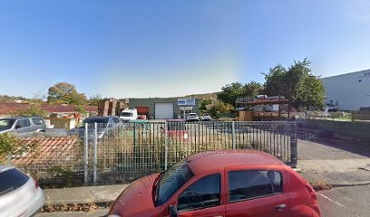 Lussert Sarl (Sarl), Couvreur à Romagnat