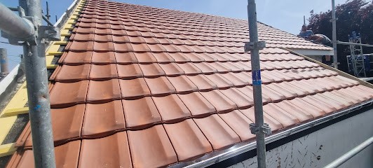 JBL COUVERTURE, Couvreur au Pin