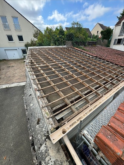 DG Artisan Et Fils, Couvreur à Élancourt