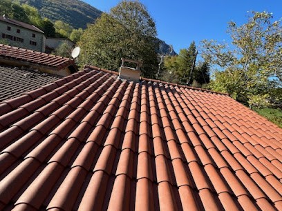 POULAIN COUVERTURE, Couvreur à Saint-Uze