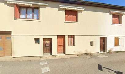 BF Toiture Zinguerie - Nettoyage Demoussage Traitement Rénovation Réparation Étanchéité Fuite, Couvreur à Léaz