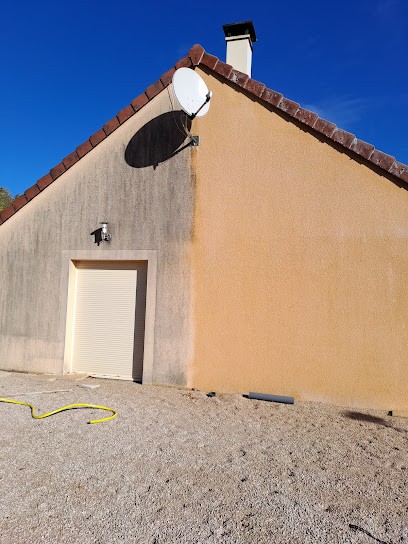 RESEAU PROHABITAT / Rénovation De Toiture / Demoussage De Toiture/ Nettoyage Façade / Zinguerie, Couvreur à Villers-Farlay