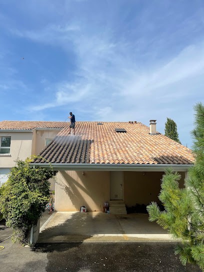Général Habitat Spécialiste Charpentier - Couvreur - Zinguerie - Étanchéité - Ramonage à Périgueux, Couvreur à Périgueux