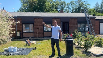 ETS PRUDHOMME HABITAT NETTOYAGE TOITURE PEINTURE EXT, Couvreur à Hennebont