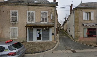 Reinoite Adriano, Couvreur à Levroux