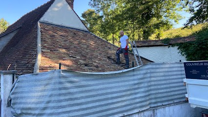 Couvreur Molina, Couvreur à Gisors