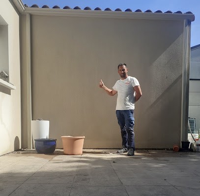 Francky Trost Rénove Habitat Angers | Démoussage De Toiture, Couvreur, Gouttières, Nettoyage Façades Et Traces Rouges., Couvreur à Trélazé