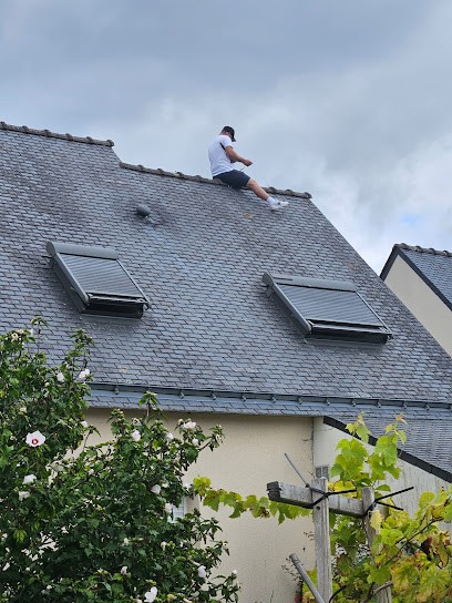 Rudi Couverture, Couvreur à Saint-Avé