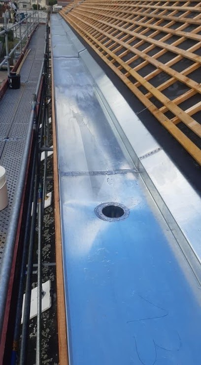 Etienne Zinguerie Toiture Et Charpente De Saint Sauveur, Couvreur à Saint-Sauveur-sur-École