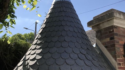 Momy Stéphane, Couvreur à Villeperrot