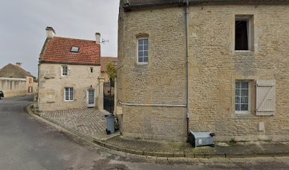 Lorin Dimitri, Couvreur à Bény-sur-Mer