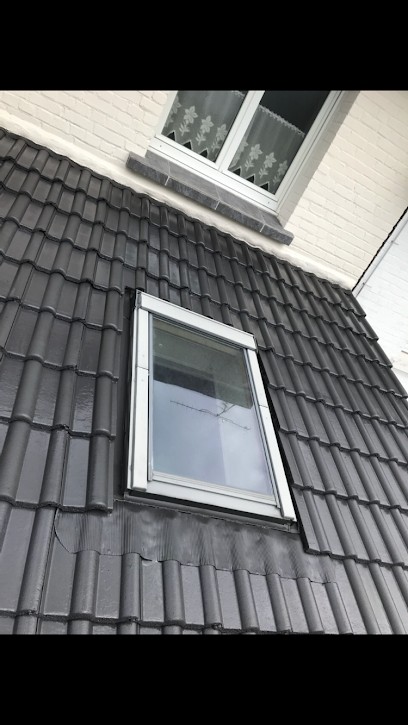 ARTISAN COCLET COUVREUR CAMBRAI -TOITURE À NEUF- RÉPARATION URGENTE- HYDROFUGE- POSE RÉSINE COLORÉ- DEMOUSSAGE, Couvreur à Cambrai