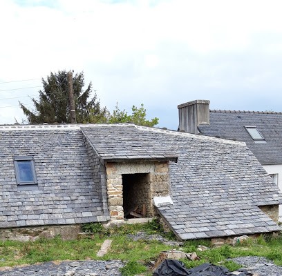 Hélard Gilbert, Couvreur à Commana