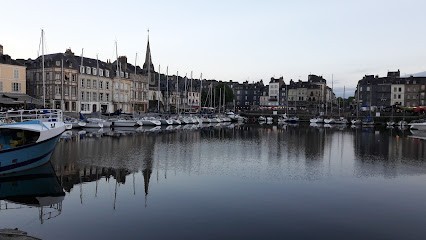 Marais Laurent Sarl, Couvreur à La Rivière-Saint-Sauveur