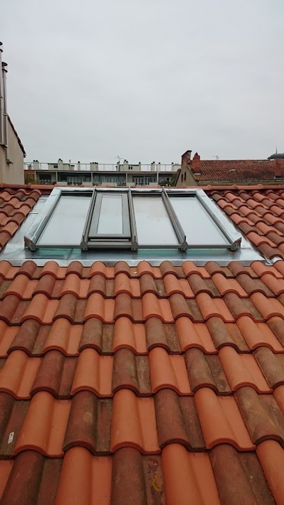 SARL LTZ, Couvreur à Pechbonnieu