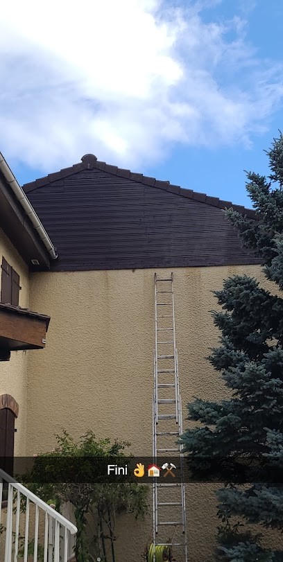 Etienne Ferrari, Couvreur à Roussillon