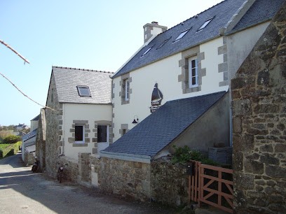 ent Le Lez Julien, Couvreur à Plouvorn