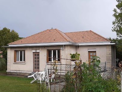 Cie Bat, Couvreur à Plaisir