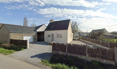 Mace Cyrille, Couvreur à Saint-Joachim