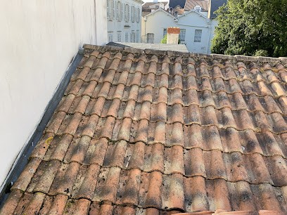 Ent Charly Habitat, Couvreur aux Herbiers