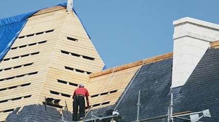 RENOVA-TOIT, Couvreur à Hommes