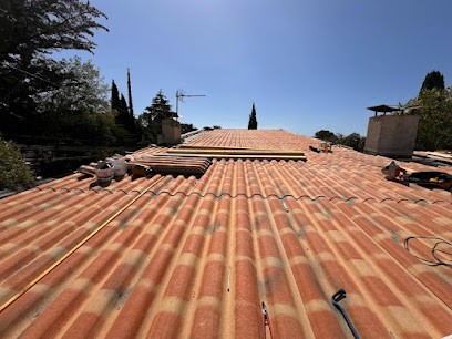 Artisan PM Pro Couverture Demoussage, Couvreur à Fayence