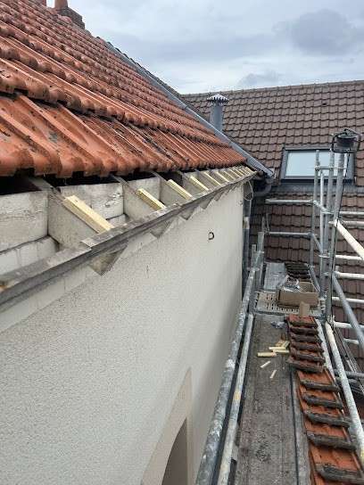 Genel Couverture, Couvreur à Ifs