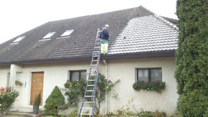 Riva Victor Rénovation, Couvreur à La Vergne