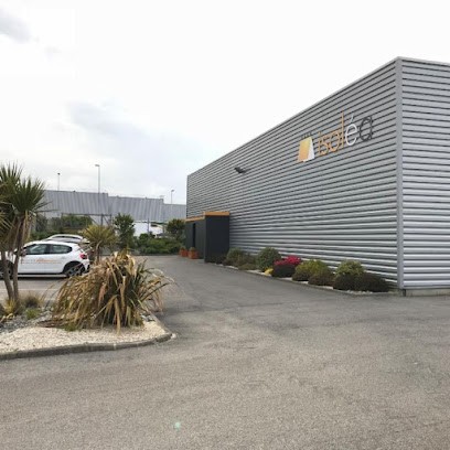 Isolea, Couvreur à Guipavas