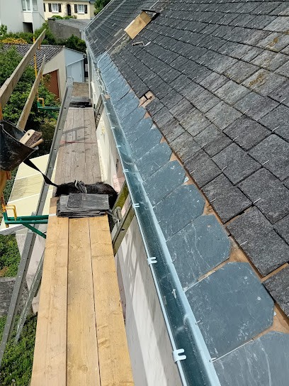 Claude Étanchéité Toiture Père Et Fils, Couvreur à Saint-Vallier-de-Thiey