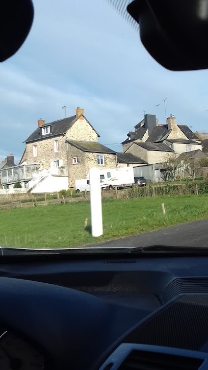 Jourdan Bruno, Couvreur à La Croixille