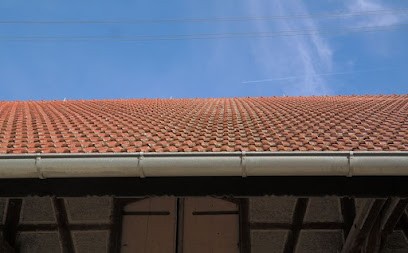 COUVREUR SAUMUR ÉTANCHÉITÉ Couvreur Rénovation Toiture Démoussage Couverture Peinture Maine-et-Loire 49 Anjou Angers Saumur, Couvreur à Villebernier