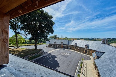 Le Roux Couverture, Couvreur à Crédin