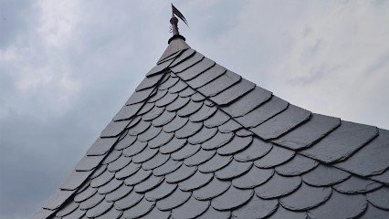 QUÉMÉRÉ, Couvreur à Saint-Évarzec