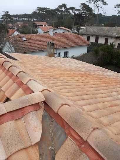 RENOVATIONS LANDAISE LAJ, Couvreur à Lyon 07