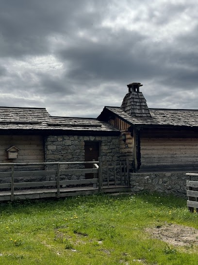 Couvreurs Ferblantiers Excellence, Couvreur à Prévessin-Moëns